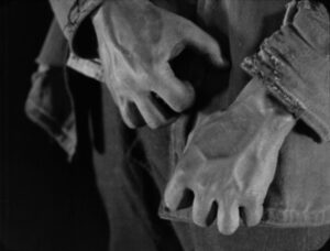 1930 - Хліб (Микола Шпиковський).mp4_snapshot_42.00_[2024.01.30_16.01.57]