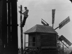 1930 - Хліб (Микола Шпиковський).mp4_snapshot_43.20_[2024.01.30_15.40.59]